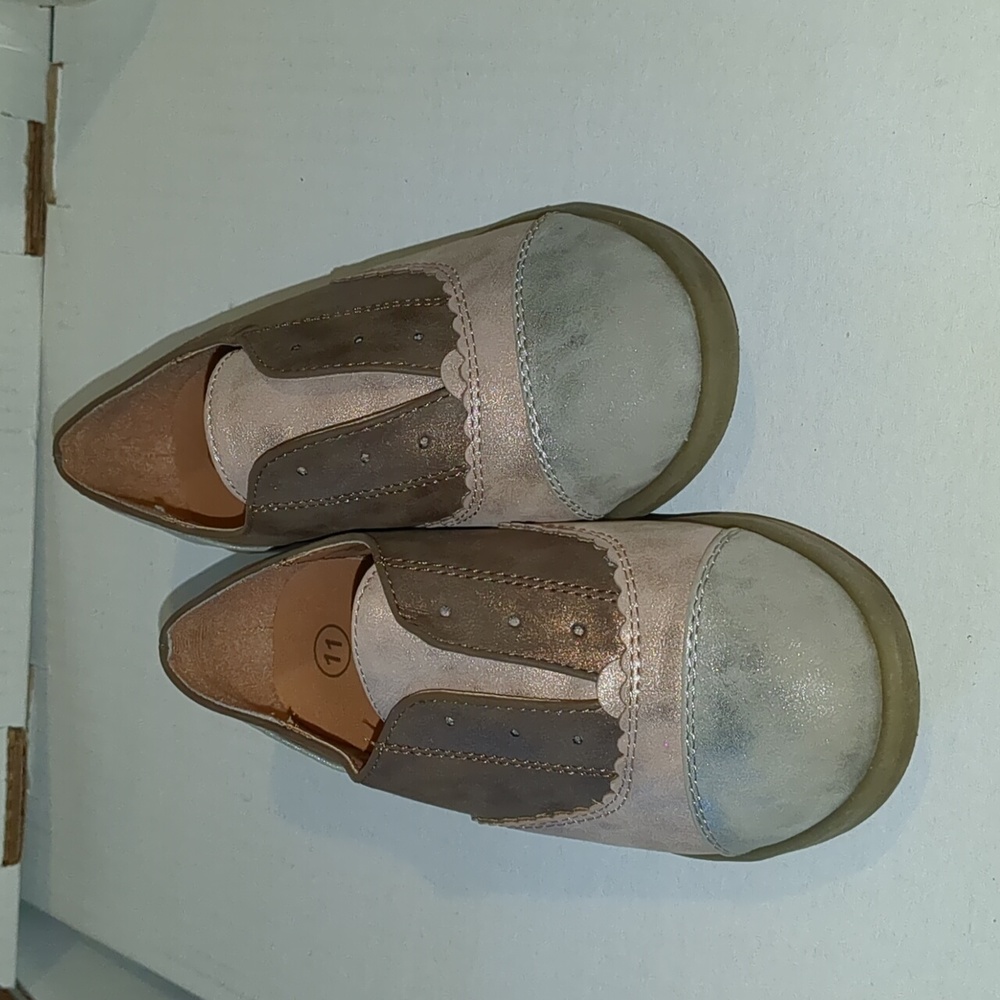 Toddlers cat and jack loafers